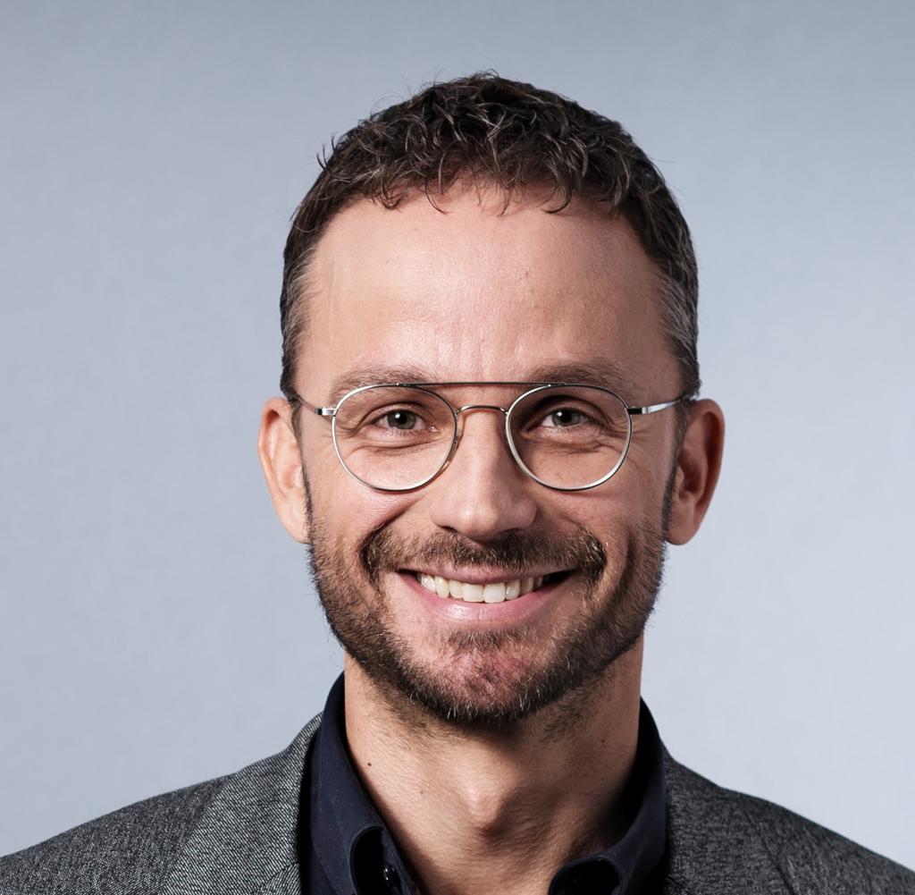 Портрет преподавателя: Виктор К.